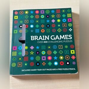 2/$20 | Brain Games: Over 400 Challenging Puzzles Book | EUC